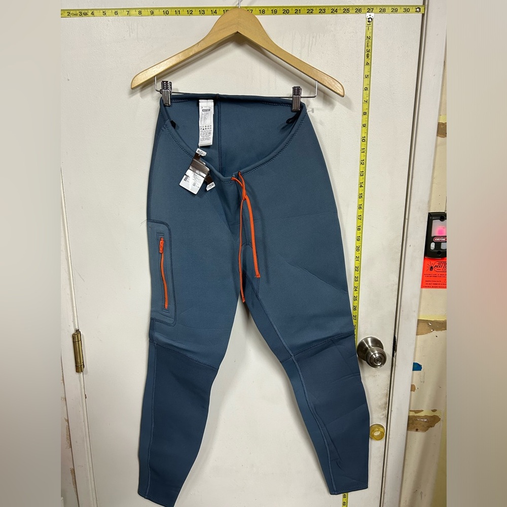 Itiwit Decathlon Pants
Neoprene
kayaking, paddle boarding andd swimming